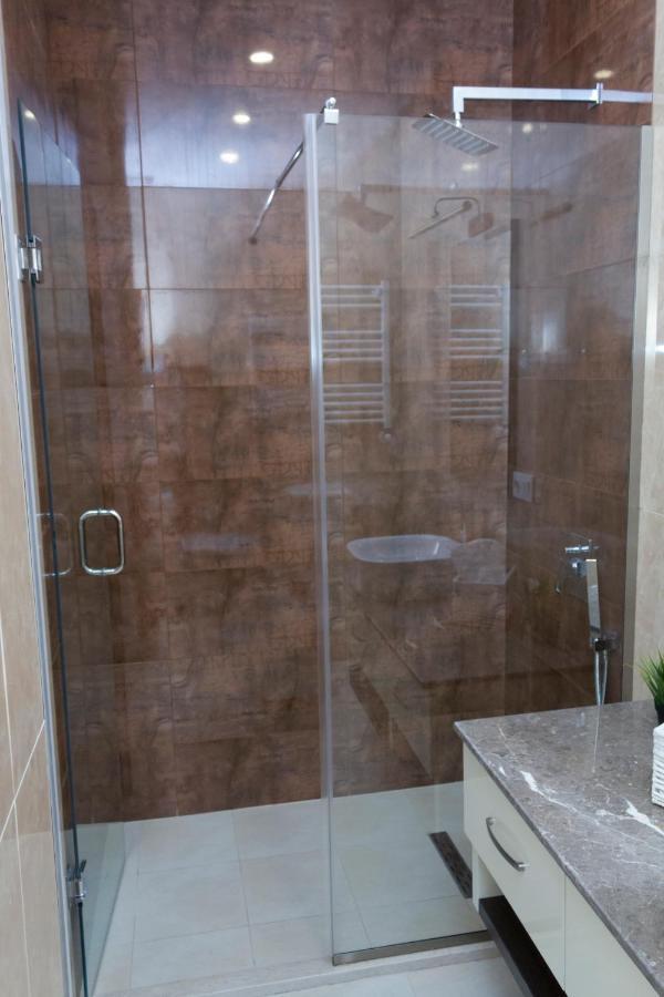 Aura Sameba, Luxury Apartment Tbilisi Zewnętrze zdjęcie